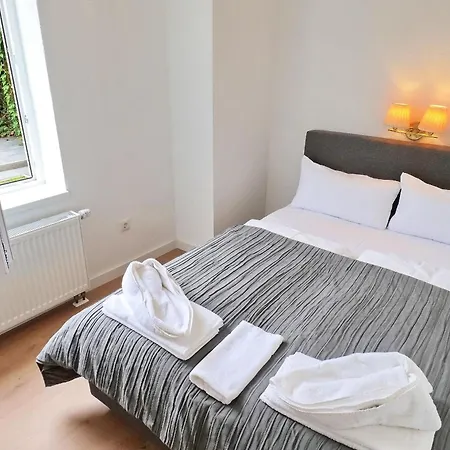 Apartment 1 Bei Der Klosterkirche, Eg - Abc557 *